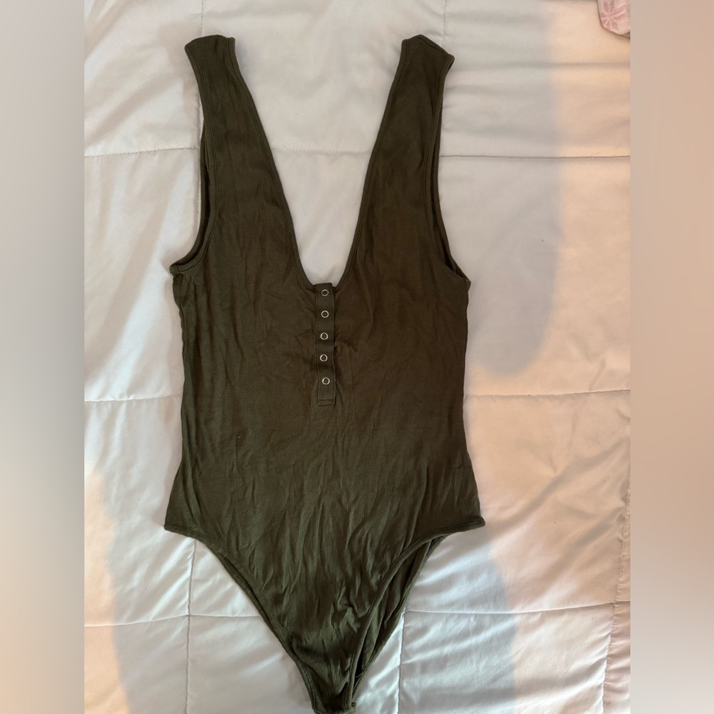 Free People Green ribbed Henley Bodysuit Plunging Neckline